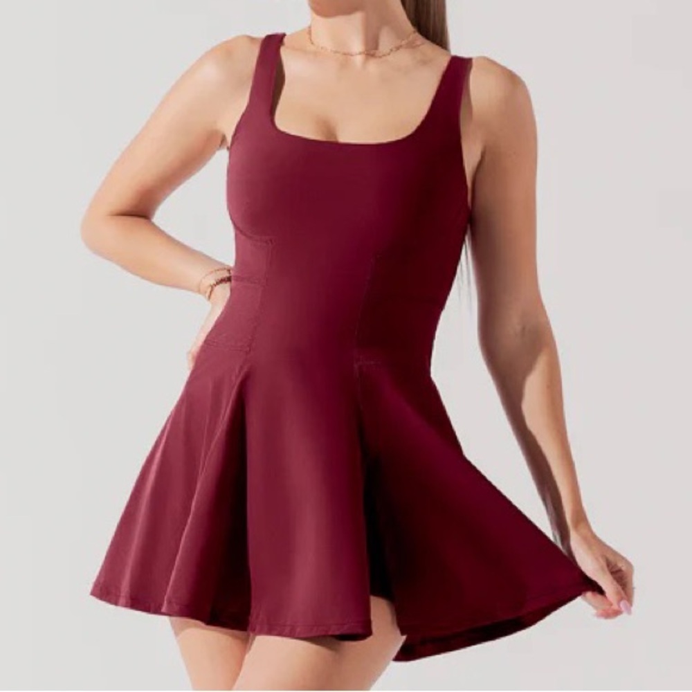 Popflex Tie-Breaker Superdress - Crimson
